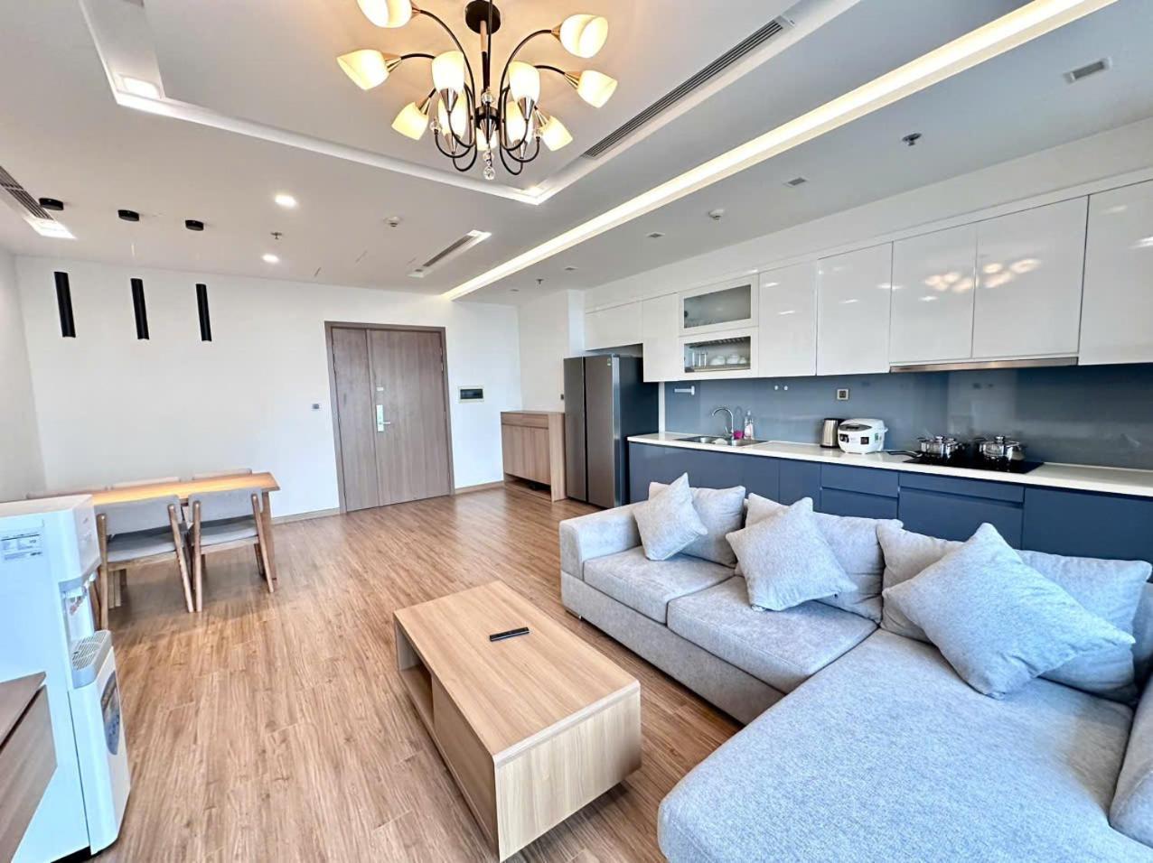 Luxury Apartment In Vinhomes Metropolis Hanói Exterior foto