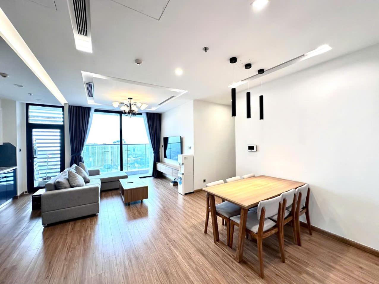 Luxury Apartment In Vinhomes Metropolis Hanói Exterior foto